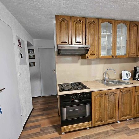Apartman Zahira Карлобаг Экстерьер фото